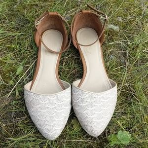 Madeline Stuart Cream and Tan Flats